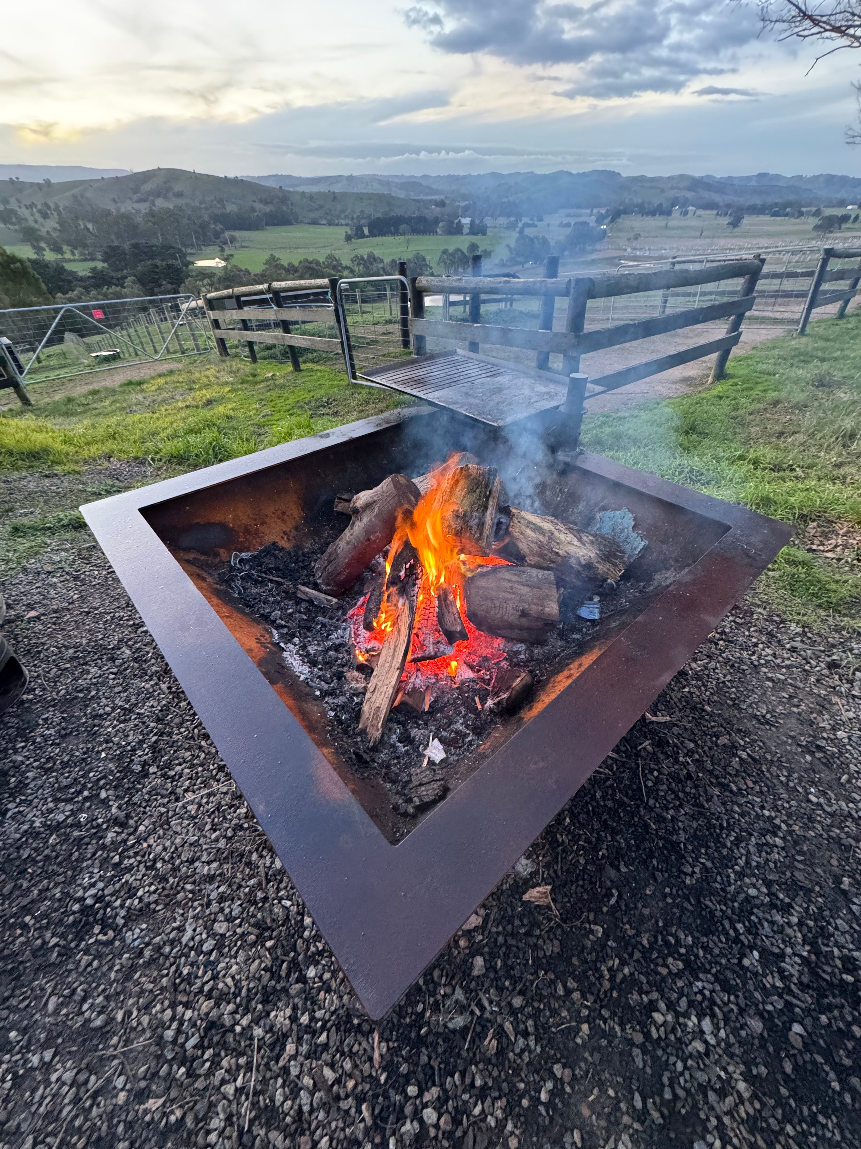 Billy Pit 150cm XXL Pinnacle Firepit Monster Pit with Stainless Steel Teppanyaki ...
